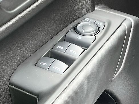 Used 2024 Chevrolet Silverado 1500 Custom Trail Boss w/ LPO, Dark Essentials Package AWD/4WD image 18