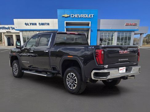 Used 2025 GMC Sierra 2500 SLT w/ SLT Convenience Package image 10
