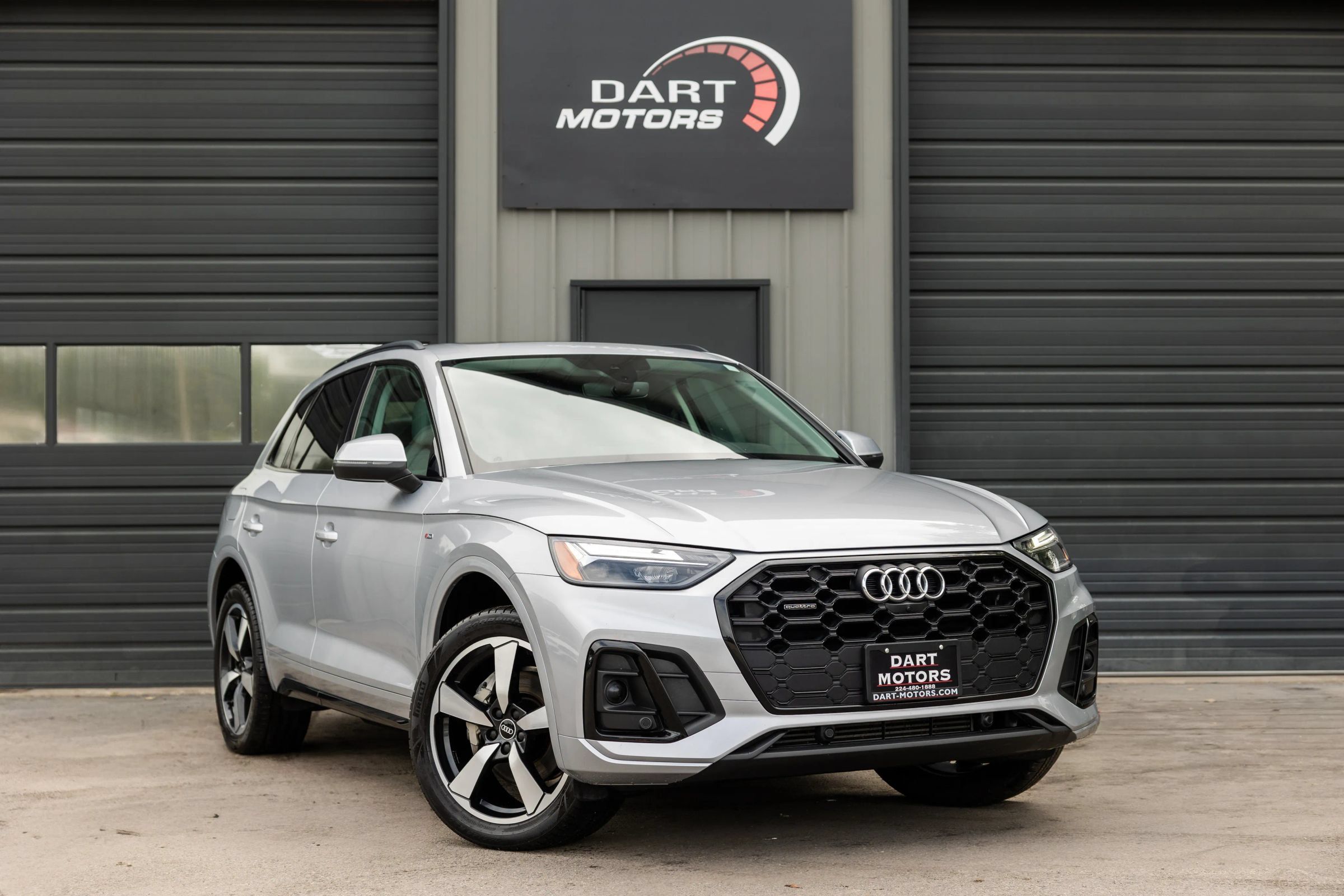 Used 2022 Audi Q5 2.0T Premium Plus w/ Premium Plus Package AWD/4WD image 1
