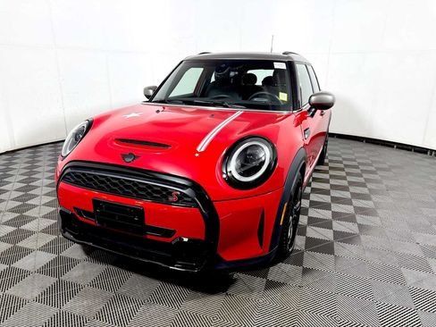 Used 2023 MINI Cooper S FWD image 3