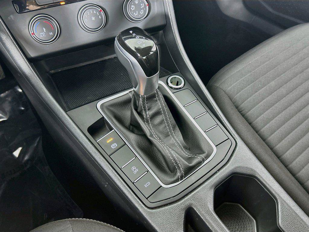 Certified 2024 Volkswagen Jetta S FWD image 16
