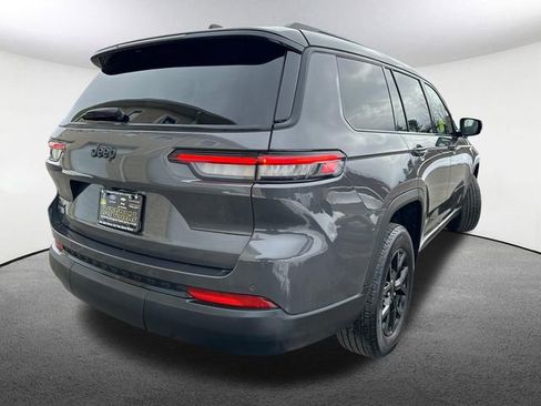 Used 2024 Jeep Grand Cherokee L Laredo AWD/4WD image 13