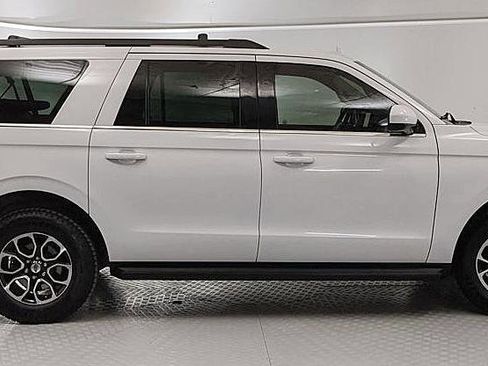 Certified 2024 Ford Expedition Max XLT image 2