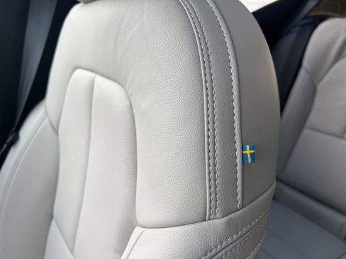 New 2026 Volvo XC40 B5 Ultra w/ Climate Package image 29