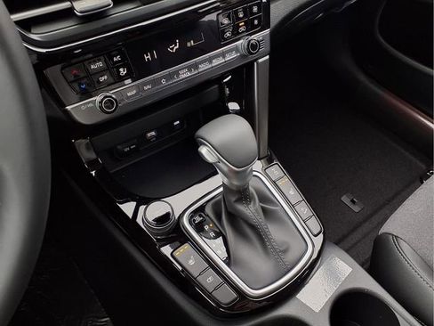 New 2026 Kia Seltos S AWD/4WD image 8