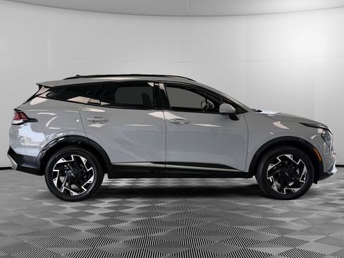 Used 2024 Kia Sportage SX image 8