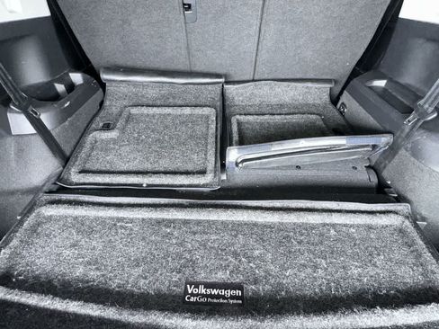 Certified 2024 Volkswagen Tiguan S FWD image 25