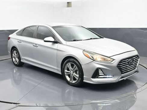 Used 2018 Hyundai Sonata SEL FWD image 2