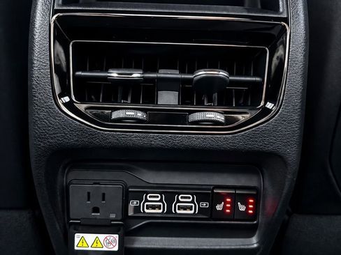 Used 2024 Jeep Grand Cherokee Limited 4xe w/ Luxury Tech Group II image 25