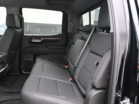 New 2026 GMC Sierra 1500 SLT w/ SLT Premium Plus Package image 25