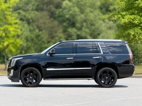 Used 2019 Cadillac Escalade 2WD image 9
