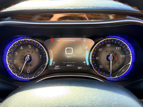 Used 2021 Chrysler Pacifica Pinnacle image 22