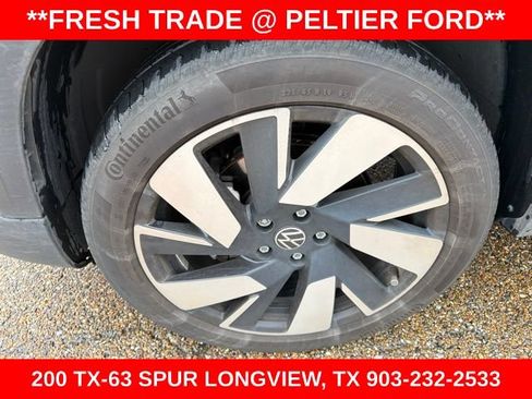 Used 2024 Volkswagen Taos SEL AWD/4WD image 4