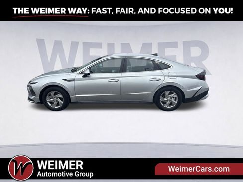 Used 2025 Hyundai Sonata SE FWD image 2