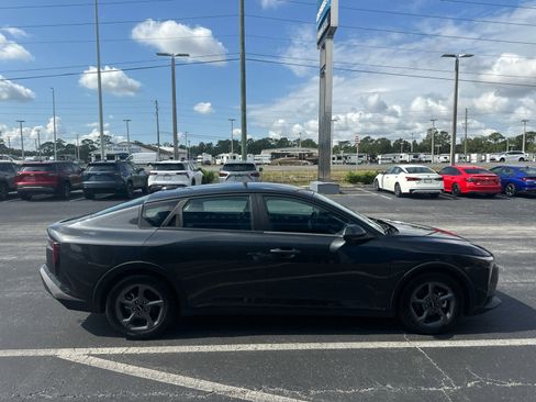 Used 2025 Kia K4 FWD image 6