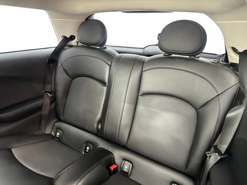 Used 2016 MINI Cooper 2-Door Hardtop FWD image 33
