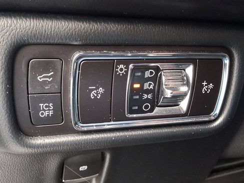Used 2023 Lincoln Nautilus AWD w/ Premium Package image 26