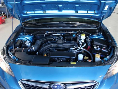 Used 2017 Subaru Impreza 2.0i AWD/4WD image 9
