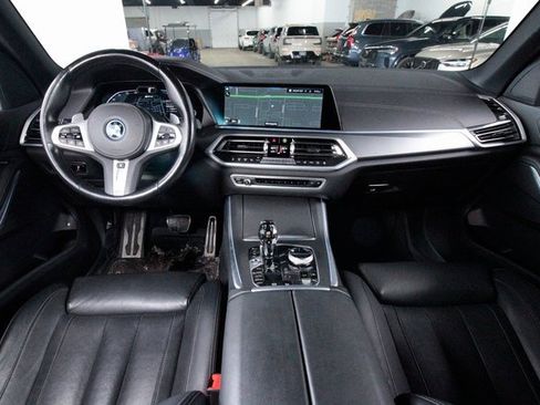 Used 2022 BMW X5 xDrive45e image 6