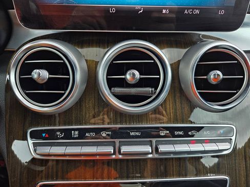 Used 2019 Mercedes-Benz C 300 Coupe image 24
