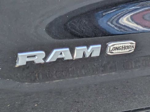 Used 2019 RAM 1500 Limited AWD/4WD image 11