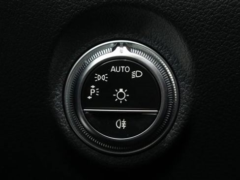 Certified 2025 Mercedes-Benz C 300 C 300 image 38