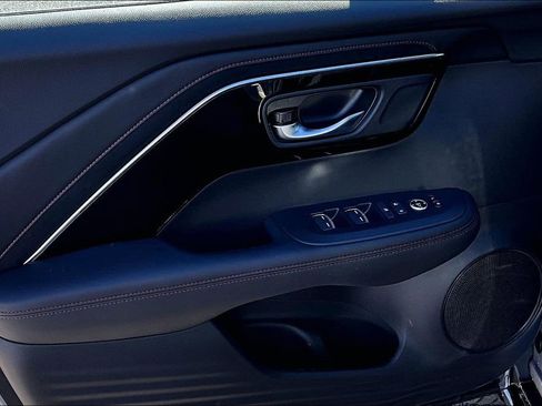 Certified 2025 Acura MDX w/ Technology Package image 24