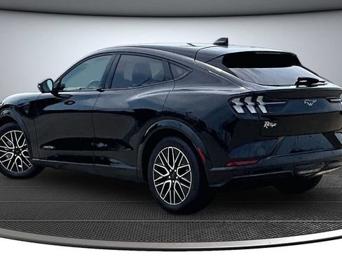 Used 2024 Ford Mustang Mach-E Premium AWD/4WD image 4