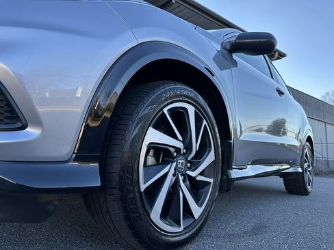 Used 2019 Honda HR-V Sport image 11