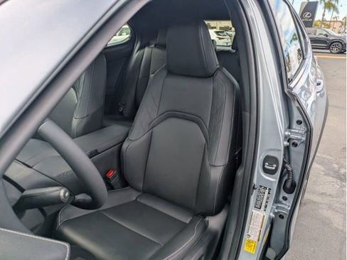 New 2026 Lexus UX 300h FWD image 11