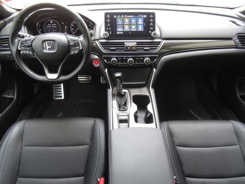 Used 2021 Honda Accord Sport image 29
