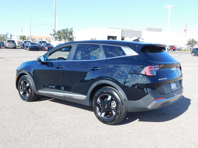 Used 2026 Kia Sportage LX FWD image 14
