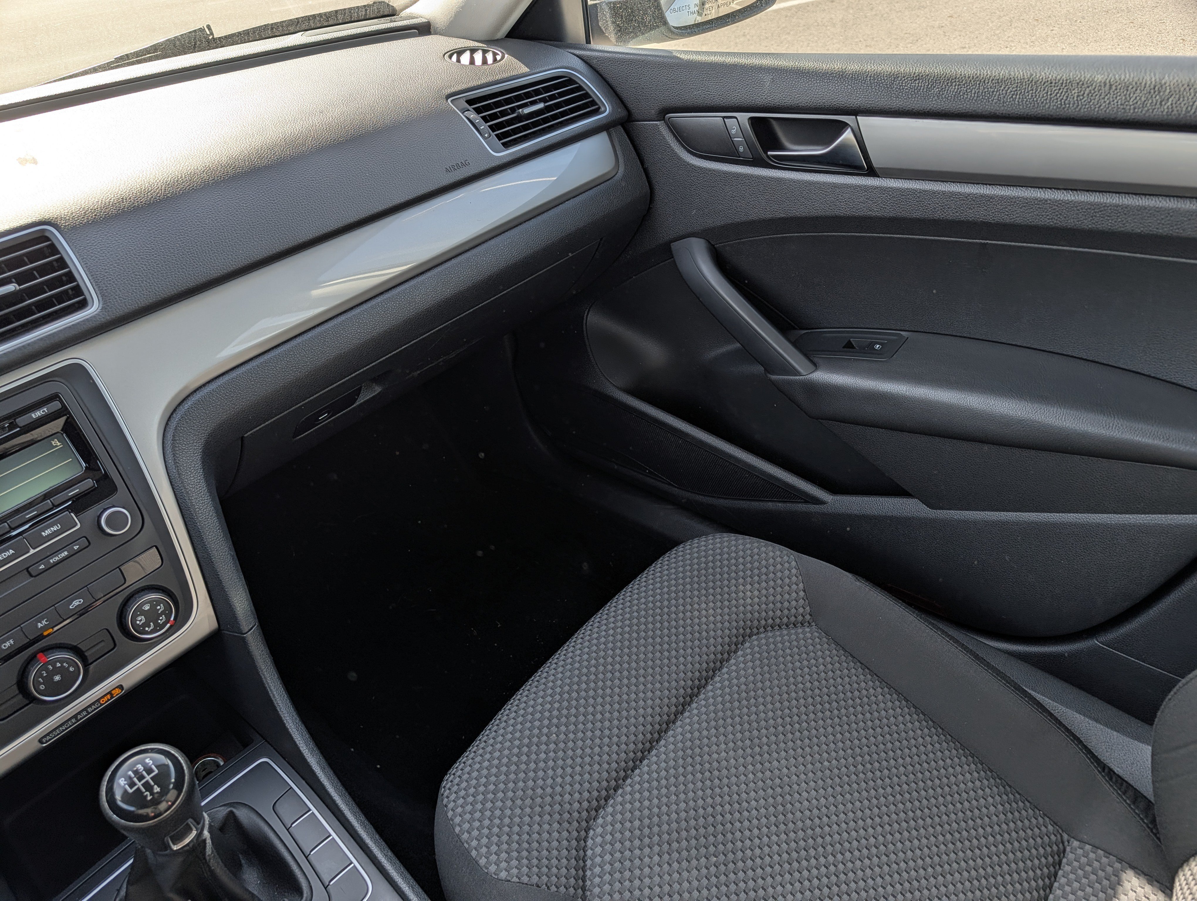 Used 2013 Volkswagen Passat 2.5 S FWD image 14