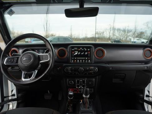 Used 2023 Jeep Gladiator Mojave w/ Trailer Tow Package image 24