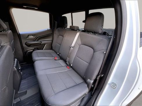 Used 2024 GMC Canyon Elevation w/ Convenience Package image 16