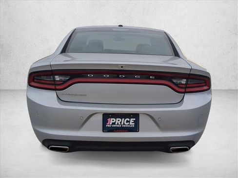 Used 2022 Dodge Charger SXT w/ Leather Interior Group image 7