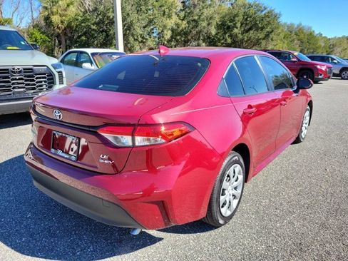 Used 2026 Toyota Corolla LE image 10