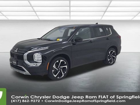 Used 2024 Mitsubishi Outlander SE image 7