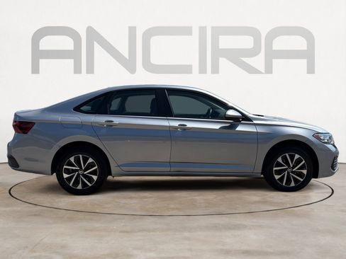 Used 2024 Volkswagen Jetta S image 11