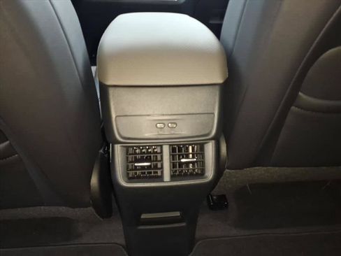 New 2026 Chevrolet Equinox LT w/ Convenience Package II FWD image 18
