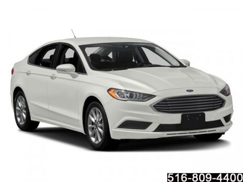 Used 2018 Ford Fusion SE w/ Fusion SE Technology Package image 7