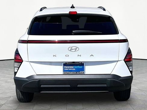 Certified 2025 Hyundai Kona SEL FWD image 4