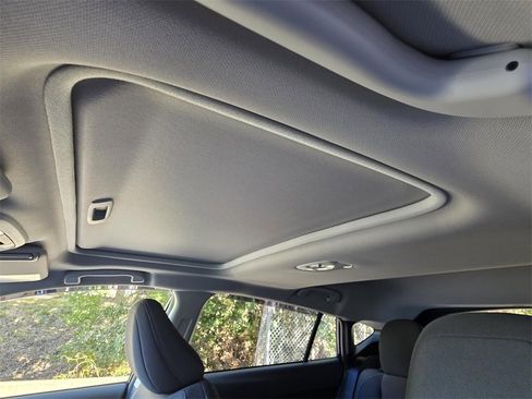 New 2025 Subaru Crosstrek 2.5i Premium image 9