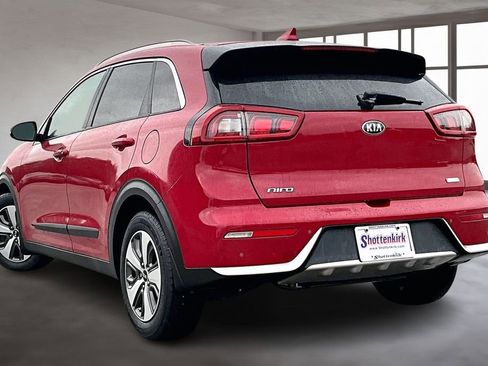 Used 2018 Kia Niro EX w/ EX Premium Package image 4