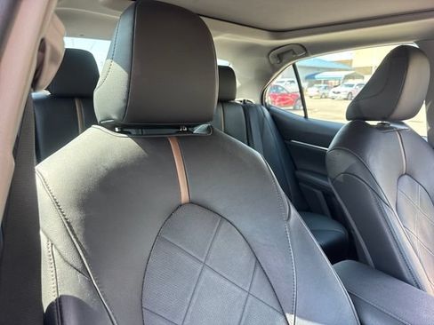 Used 2019 Toyota Camry XLE w/ Driver Assist Package FWD image 26