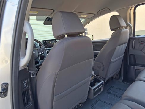 Used 2019 Honda Odyssey EX image 30