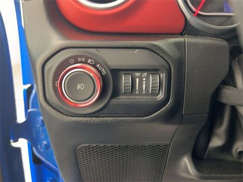 Used 2022 Jeep Wrangler Unlimited Rubicon w/ LED Lighting Group image 12