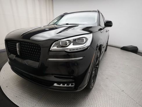 Used 2023 Lincoln Aviator Reserve w/ Equipment Group 201A AWD/4WD image 12