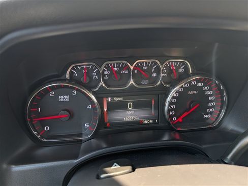 Used 2015 GMC Sierra 2500 SLT w/ Duramax Plus Package AWD/4WD image 26