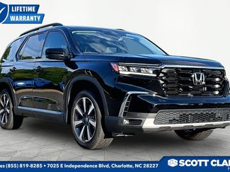 Used 2025 Honda Pilot Touring 360° Tour